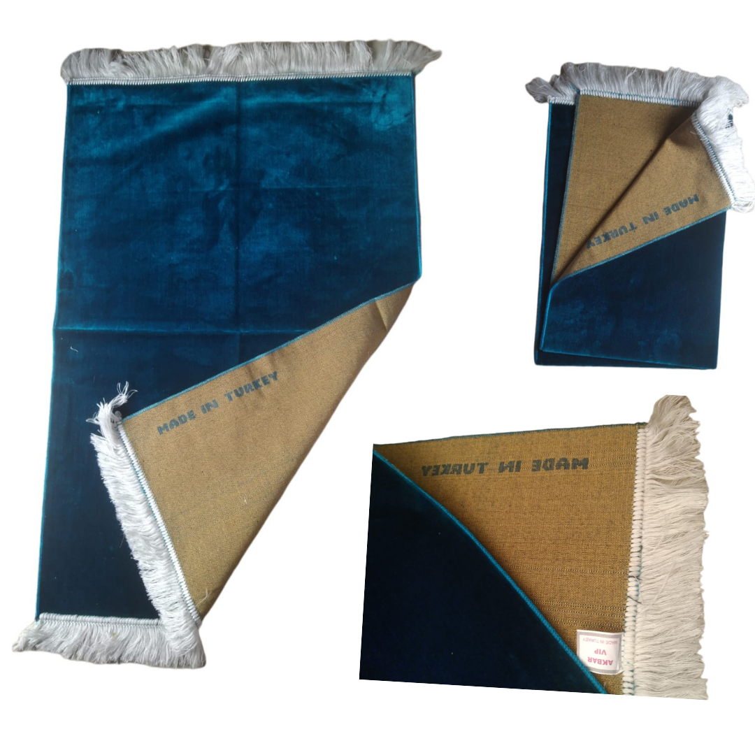 Plain Velvet Janamaz | Plain and Simple Design | Focused | Gift | Ramadan | Eid | Loved one